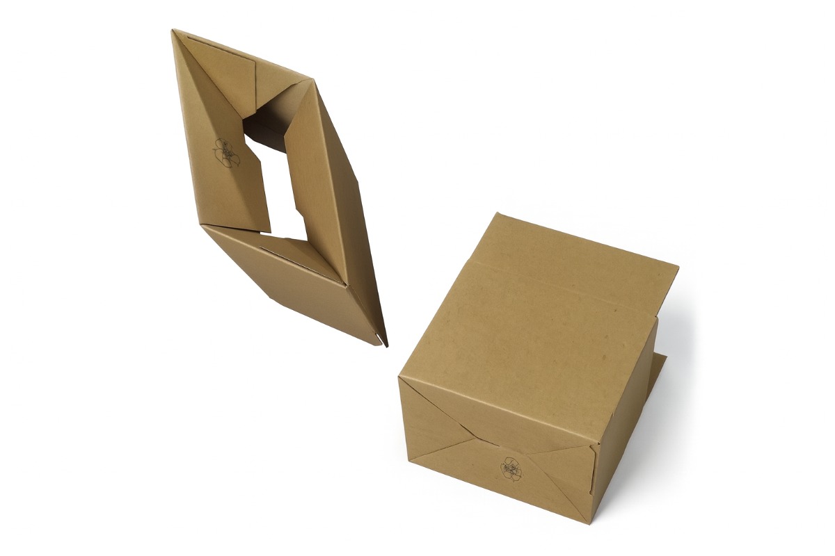 Kartonnen doos met autolock bodem - 310 x 220 x 150mm (enkele golf) Kartonnen doos met autolock bodem - 310 x 220 x 150mm (enkele golf)
