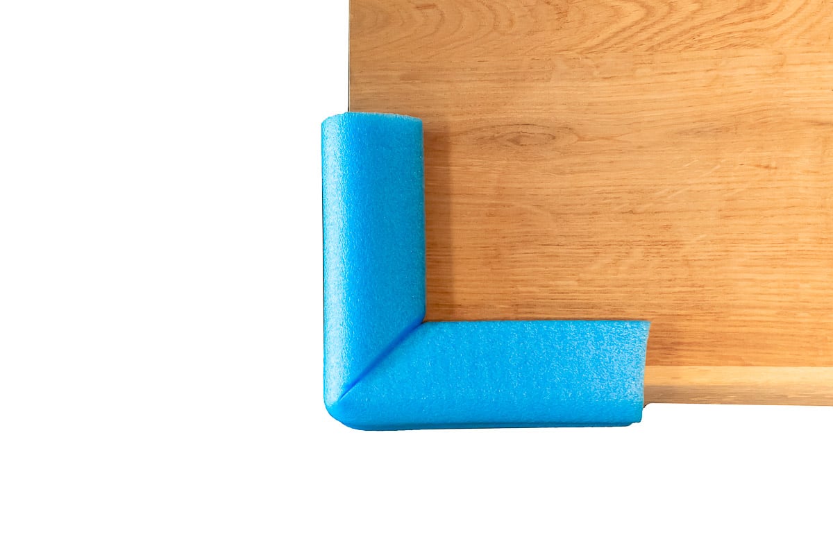 U Schuimprofiel hoekstuk - 10/24mm x 10cm (600 st)