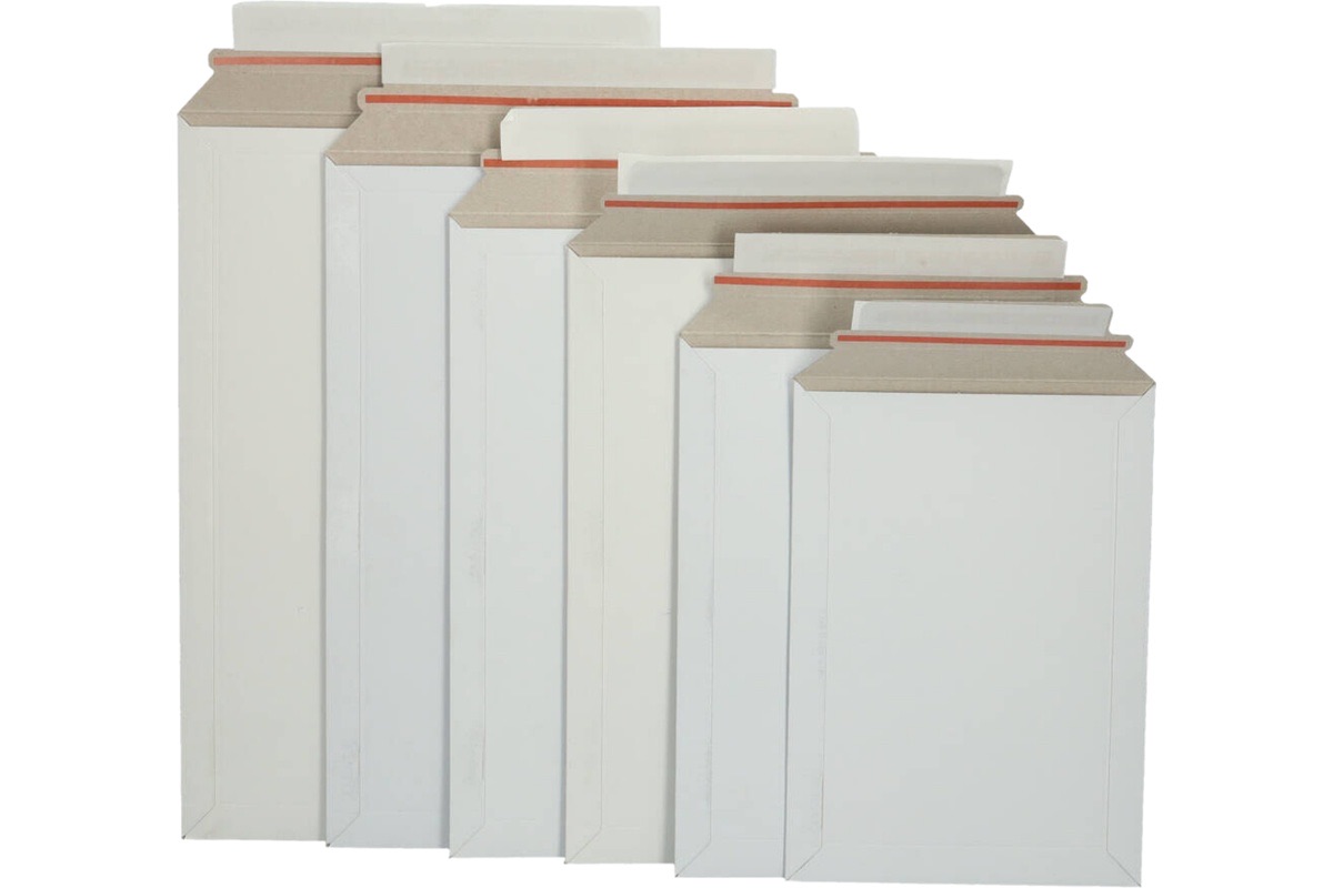 Massief kartonnen enveloppen wit - 229 x 324mm (100st)