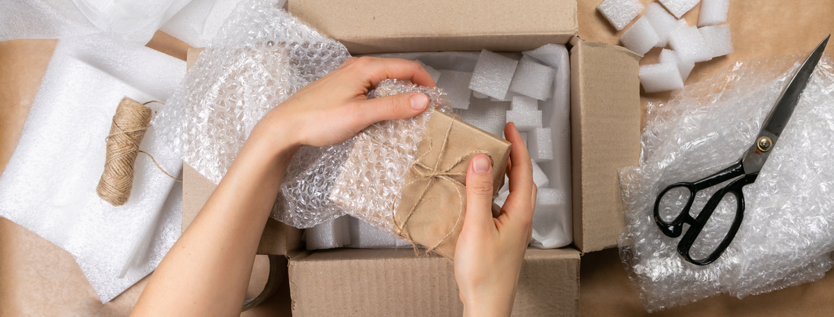 breekbaar pakket versturen met Profipack beschermmaterialen