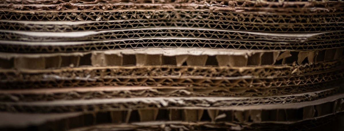 Welke kwaliteit kartonnen doos past bij jouw zending?